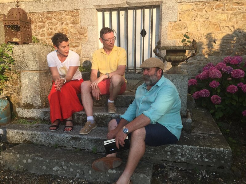 V.l.: Elaine, David und Dick – Bild: RTL /​ Spark Media