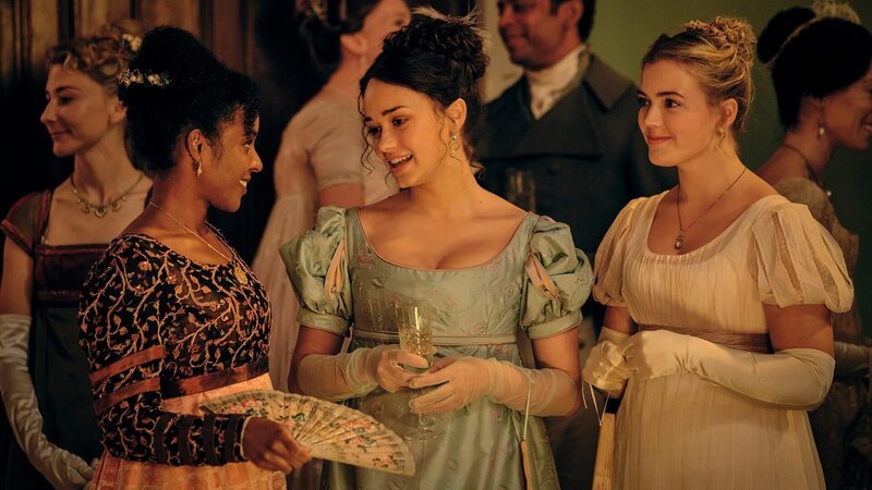 Georgiana Lambe (Crystal Clarke), Charlotte Heywood (Rose Williams) und Alison Heywood (Rosie Graham) – Bild: AXN White