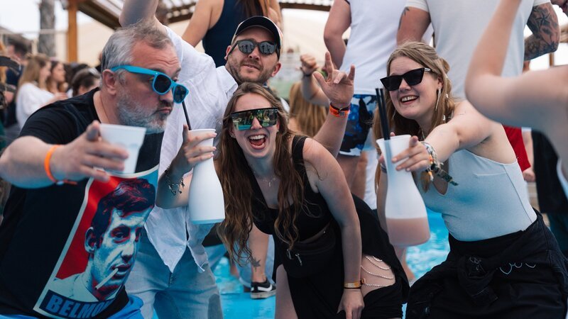 Lebensfreude kennt kein Alter. – Bild: ZDF und Samuel Kaufmann