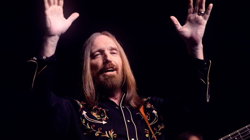 Tod eines Heartbreakers: 2017 stirbt Petty mit 66 Jahren an einem Herzinfarkt. Kurz davor war er mit seiner Band auf großer Abschiedstournee. – Bild: ZDF und 3DD Productions