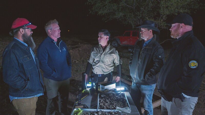 L – R: Chris Roberts, Travis Taylor, Erik Bard, Thomas Winterton, Kaleb Bench – Bild: boxusair /​ Prometheus Entertainment /​ THE HISTORY CHANNEL