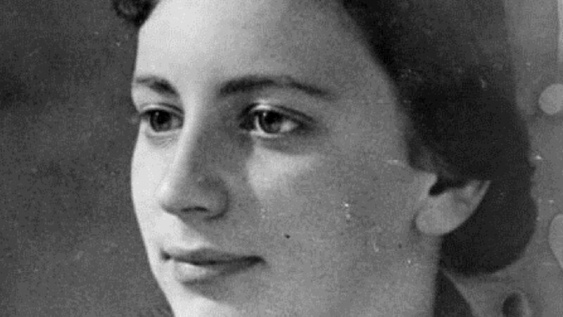 Inge Deutschkron überlebte zusammen mit ihrer Mutter im Untergrund von Berlin, weil ihr mutige Menschen halfen und die Frauen vor den Nazi-Schergen versteckten. – Bild: ZDF und Spiegel TV