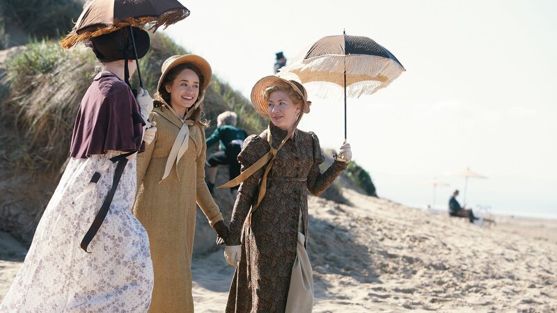 L-R: Alison Heywood (Rosie Graham), Charlotte Heywood (Rose Williams), Mary Parker (Kate Ashfield) – Bild: AXN White