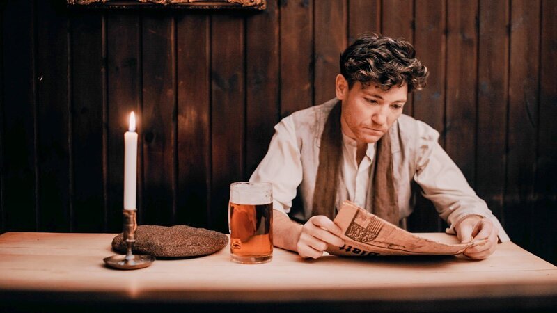 Bettgeher mussten sich im Wirtshaus die Zeit vertreiben. – Bild: ORF/D5 Produktion Bettgeher mussten sich im Wirtshaus die Zeit vertreiben. – Bild: ORF/D5 Produktion