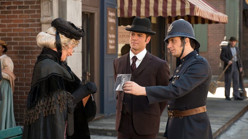 l-r : Detective William Murdoch(Yannick Bisson,l),Constable George Crabtree(Jonny Harris,r) – Bild: AXN White