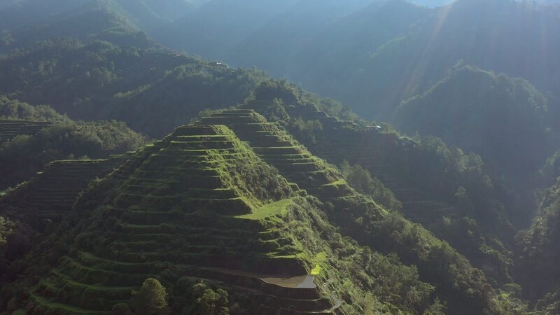 Die 2000 Jahre alten Reisterrassen von Hungduan auf den Philippinen wurden von der UNESCO zum Welterbe erklärt. – Bild: ZDF und Arthur Le Ret