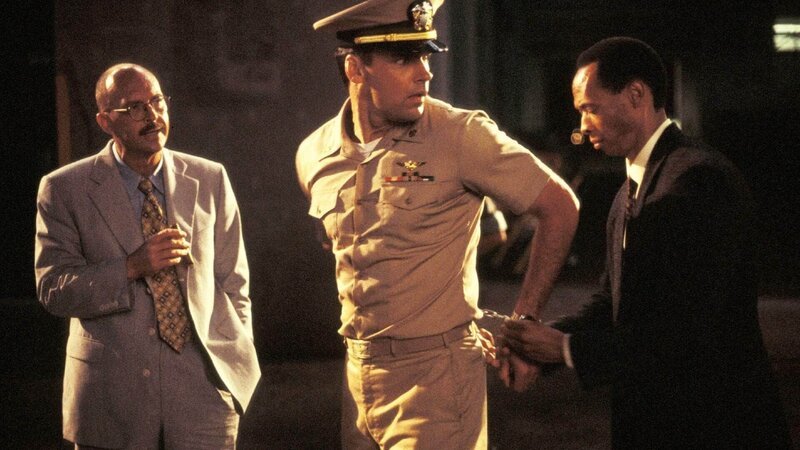 Agent Brian Turque (John Ashton, l.), Harmon Rabb, Jr. (David James Elliott) – Bild: RTL /​ 2018 CBS Studios Inc.