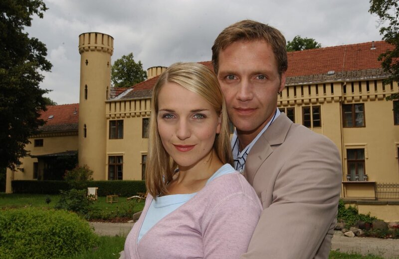 Telenovela, Bianca – Wege zum Glueck Darsteller: Bianca Berger (Tanja Wedhorn), Oliver Wellinghoff (Patrik Fichte) – Bild: ZDF und Svea Pietschmann