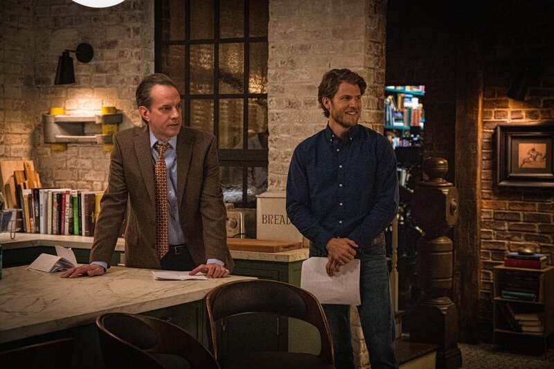 Anthony Fucci (Danny Mastrogiorgio, l.); Ryan Stock (Travis Van Winkle, r.) – Bild: CBS Broadcasting, Inc. /​ Mary Kouw