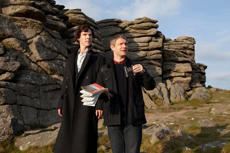 Sherlock Holmes (Benedict Cumberbatch, l.); Dr. John Watson (Martin Freeman, r.) – Bild: TVP