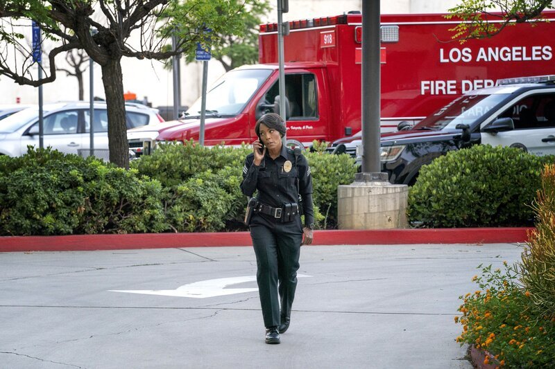 Angela Bassett (Athena Grant) – Bild: Fox Media LLC