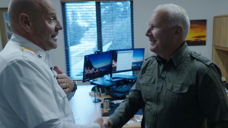 L-R: Manfred Gilow and Matthew Jacobs – Bild: Warner Bros. Discovery