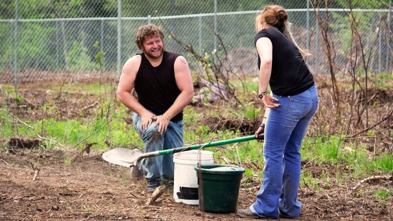 Gabe and Bird work on North Star Ranch. – Bild: Discovery Communications, LLC