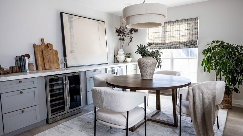 After photo of the dining room by Elizabeth Granger, as seen on Married to Real Estate, Season 3. – Bild: Warner Bros. Discovery, Inc. or its subsidiaries and affiliates