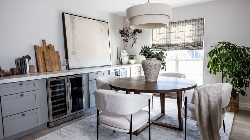 After photo of the dining room by Elizabeth Granger, as seen on Married to Real Estate, Season 3. – Bild: Warner Bros. Discovery, Inc. or its subsidiaries and affiliates