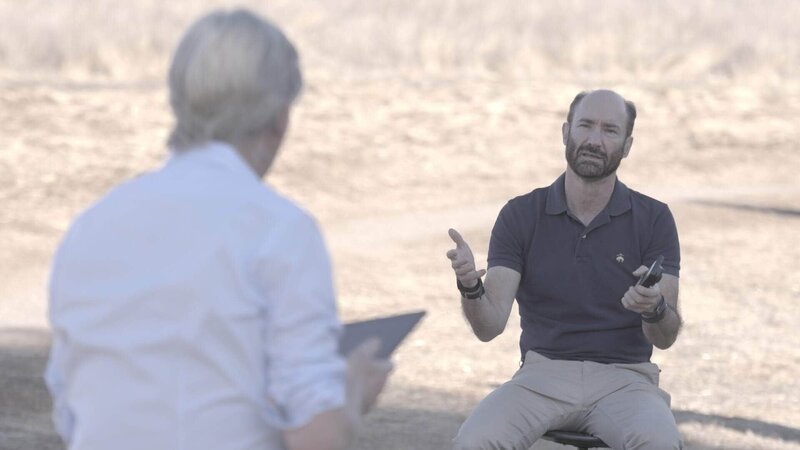 Steven Johnson (l.) und Dr. Michael Snyder – Bild: RTL