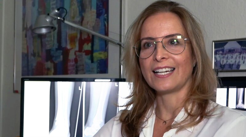 Kinderchirurgin Sabine Grasshoff-Derr. – Bild: HR