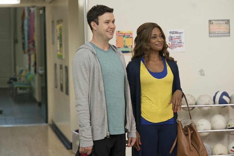 Will Cooper (Taran Killam, l.); Poppy Banks (Kimrie Lewis, r.) – Bild: American Broadcasting Companies