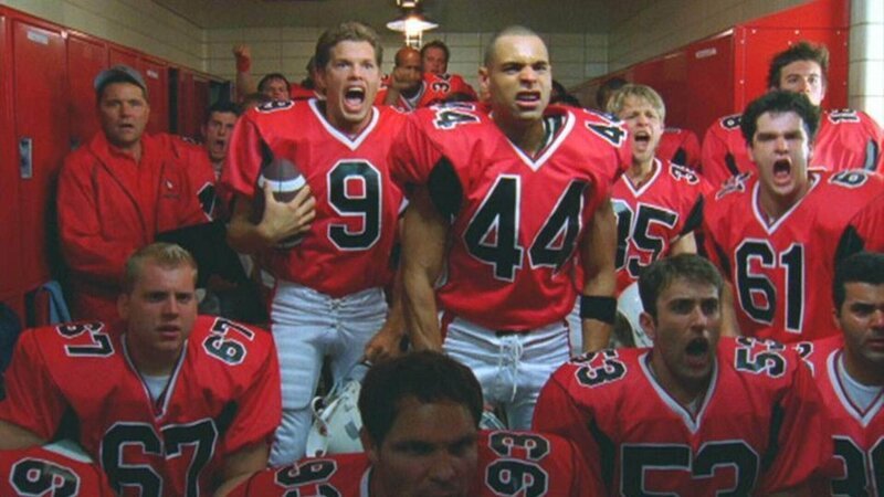 Eine ganze Football-Mannschaft wird angeklagt, eine Stripperin vergewaltigt zu haben. – Bild: MG RTL D