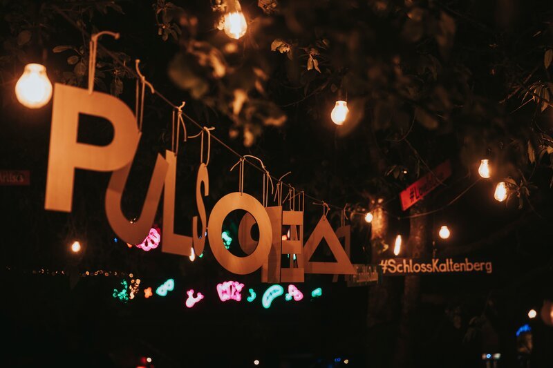 Impressionen vom PULS Open Air Festival 2023 auf Schloss Kaltenberg. – Bild: Raphael Kast /​ BR /​ BR/​Raphael Kast