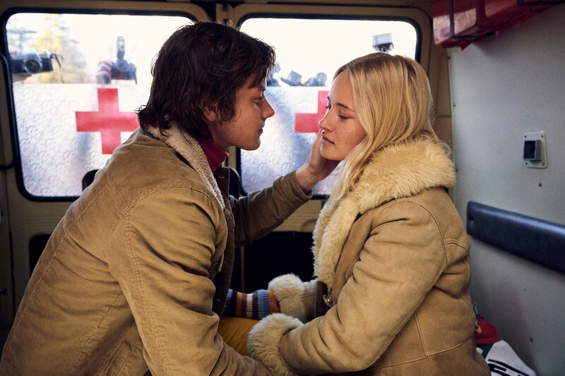 Franz (Julian Waldner), Eva (Valerie Huber). – Bild: ServusTV / EPO Film / Samsara / Christoph Thanhoffer Franz (Julian Waldner), Eva (Valerie Huber). – Bild: ServusTV / EPO Film / Samsara / Christoph Thanhoffer