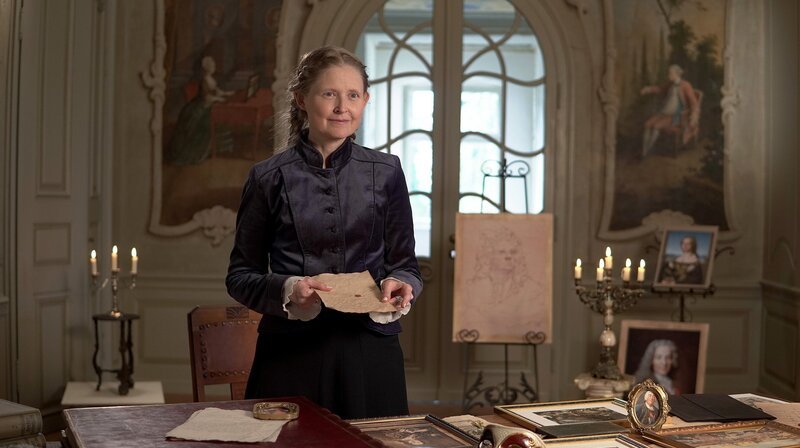 Die Kunsthistorikerin Dr. Virginie Spenlé forscht zu den Tätigkeiten der Kunstagenten – Bild: MDR/Thomas Beckmann Die Kunsthistorikerin Dr. Virginie Spenlé forscht zu den Tätigkeiten der Kunstagenten – Bild: MDR/Thomas Beckmann