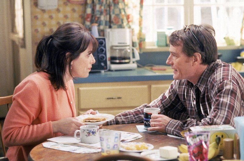 Lois (Jane Kaczmarek), Hal (Bryan Cranston). – Bild: ViacomCBS