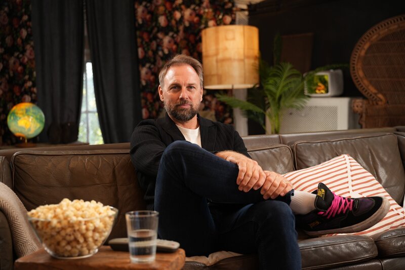Moderator und Filmexperte Steven Gätjen spricht über Remakes und Revivals, über Figuren, die sich weiterentwickelt haben, und über Neuauflagen, die lieber in der Vergangenheit geblieben wären. – Bild: Jonny Müller-Goldenstedt /​ ZDF