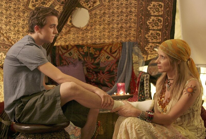 Frankie Muniz (Malcolm), Rosanna Arquette (Anita). – Bild: ORF