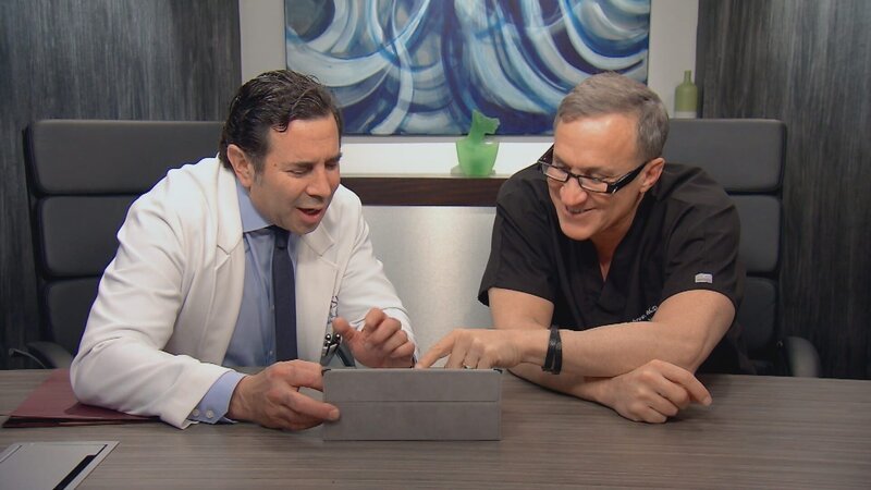 Dr. Nassif (l.); Dr. Dubrow (r.) – Bild: E! Entertainment Television, LLC