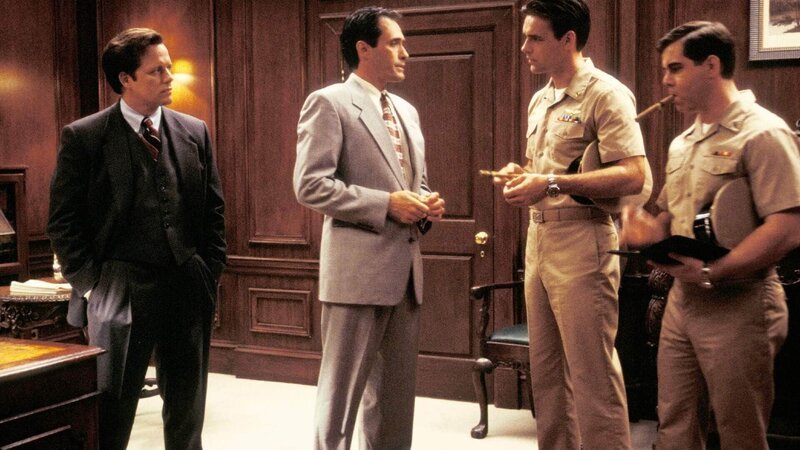 V.l.: Special Agent Clayton Webb (Steven Culp), Alfredo Rincon (George DelHoyo), Harmon Rabb, Jr. (David James Elliott), Bud Roberts, Jr. (Patrick Labyorteaux) – Bild: RTL  /​ 2018 CBS Studios Inc.