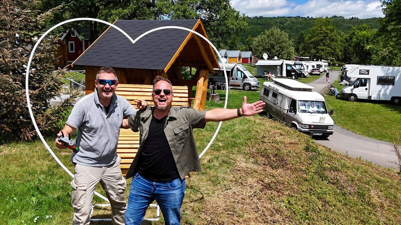 Friso Richter (re.) und Lukas Lowack. – Bild: HR/​Lukas Lowack