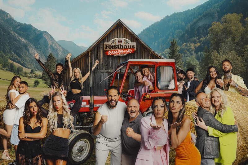 Person: Melina Hoch; Max Bornmann; Walentina Doronina; Leon Content; Gina Beckmann; Maurice Dziwak; Frank Dziwak; Oliver Ginkel; Paul Aubster; Dilara Kruse; Yeliz Koc; Christo; C-Bas; Bernhard Schwendemann; Sarah Knappik; Henna Urrehman; Marc-Robin Wenz; – Bild: Joyn / Nadine Rupp Person: Melina Hoch; Max Bornmann; Walentina Doronina; Leon Content; Gina Beckmann; Maurice Dziwak; Frank Dziwak; Oliver Ginkel; Paul Aubster; Dilara Kruse; Yeliz Koc; Christo; C-Bas; Bernhard Schwendemann; Sarah Knappik; Henna Urrehman; Marc-Robin Wenz; – Bild: Joyn / Nadine Rupp