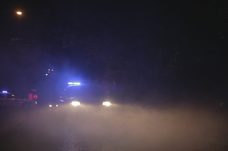 In der Osternacht bekommt Lt Joe Kenda einen Notruf und eilt sofort zum Tatort. Denn ein Mann wurde in einem Vorort von Colorado Springs erstochen und Kenda begibt sich sofort auf die Suche nach seinem Mörder. – Bild: Jupiter Entertainment