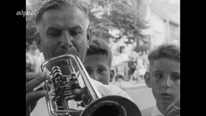 Impressionen vom Schützenfest in Kreiensen 1961: die Blasmusik ist ein fester Bestandteil. – Bild: SWR