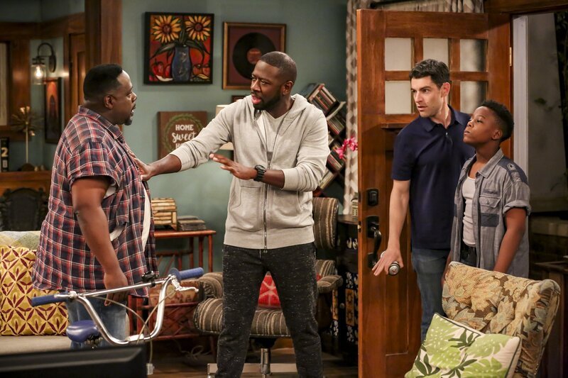 (v.l.n.r.) Calvin Butler (Cedric the Entertainer); Malcolm Butler (Sheaun McKinney); Dave Johnson (Max Greenfield); Jamaal (Amir O’Neil) – Bild: CBS Broadcasting, Inc. /​ Monty Brinton