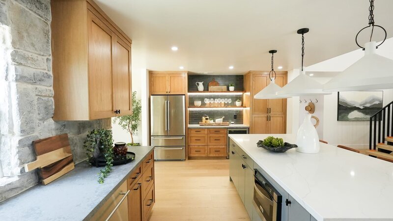 Kitchen post flip, as seen on The Flipping El Moussas, Season 2. – Bild: Warner Bros. Discovery, Inc. or its subsidiaries and affiliates