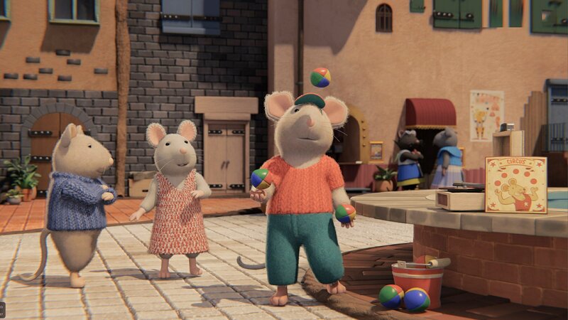 Julia (Mitte) ist fasziniert davon, wie gut Dan (rechts) mit Bällen jonglieren kann. Sam (links) ist eifersüchtig auf seinen älteren Bruder und will Julia von Dan fortlocken. – Bild: ZDF/​Cielo Films/​Caribara Production/​SuperswissRed/​M.A.R.K.13/​ZDF Studios GmbH