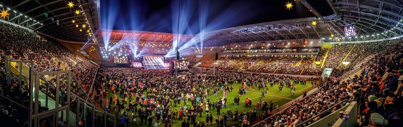 Weihnachtskonzert mit dem Kreuzchor im Stadion von Dresden – Bild: MDR/​Michael Schmidt
