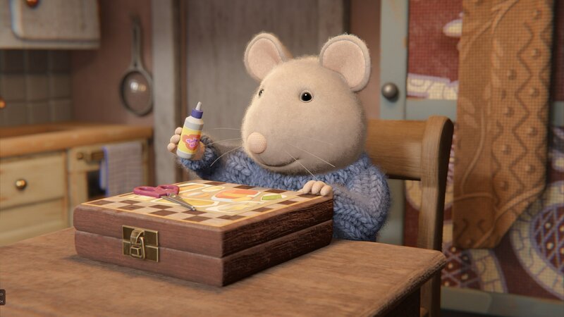 Sam genießt es, einmal in aller Ruhe spielen zu können. Er hat mit Julia getauscht, die nun für eine Weile bei seiner Familie wohnt, während er bei Julias Mutter ist. – Bild: ZDF/​Cielo Films/​Caribara Production/​SuperswissRed/​M.A.R.K.13/​ZDF Studios GmbH