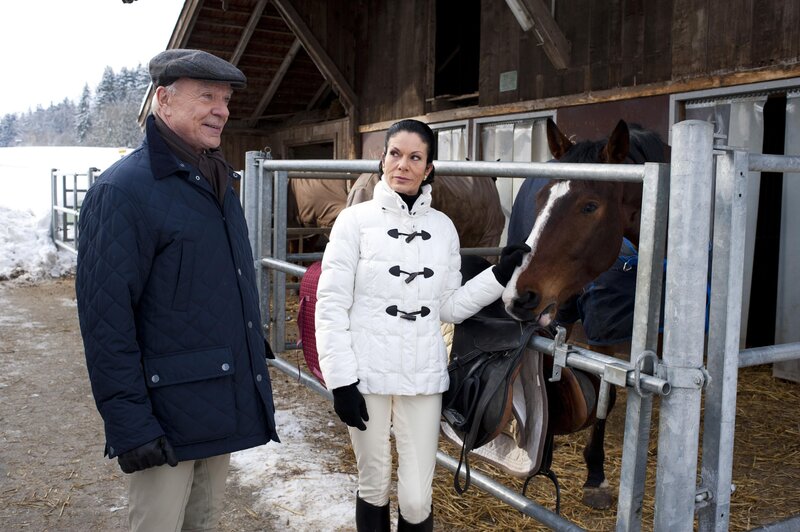 Werner (Dirk Galuba, l.); Doris (Simone Ritscher, r.) – Bild: Marco Meenen