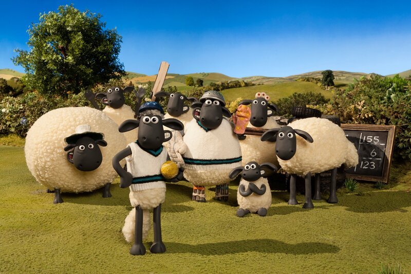 Shaun und seine Freunde freuen sich auf eine Runde Cricket. – Bild: WDR/​Aardman Animations Ltd.