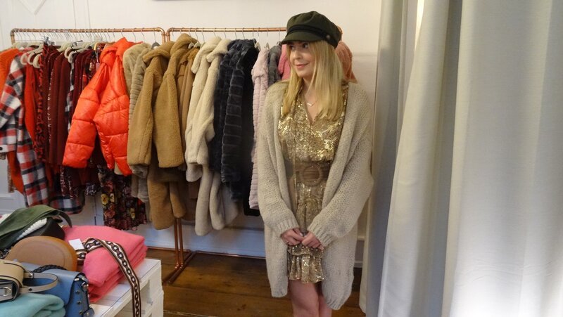 Kandidatin Pia. – Bild: TVNOW /​ Constantin Ent.