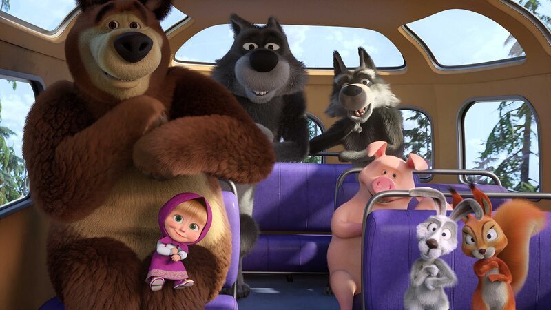 Mascha sitzt mit ihren Freunden im Bus. – Bild: KiKA/​Animaccord Animation Studio