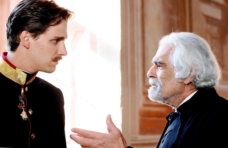 Max von Thun (Rudolf), Omar Sharif (Canon). – Bild: ORF/​Petro Domenigg