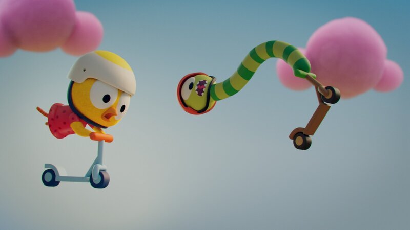 Beim Mutigkeitswettbewerb liefern sich Karla (links) und Glitsch (rechts) ein spannendes Duell mit waghalsigen Rollerstunts versuchen sie sich gegenseitig zu übertrumpfen. – Bild: ZDF und DR, Sparre Production, GODO Films