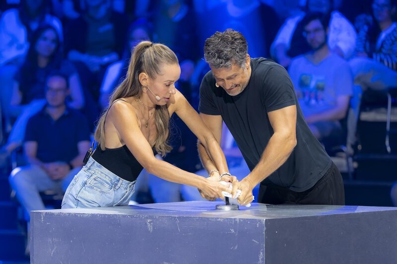 Annemarie Carpendale (l.); Wayne Carpendale (r.) – Bild: Joyn /​ Nadine Rupp