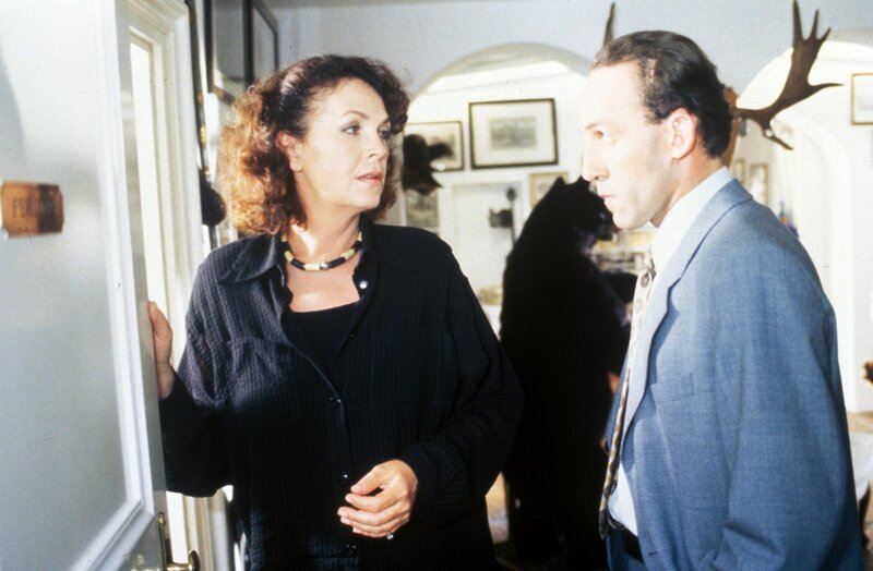 Elisabeth Trissenaar (Frau Fehling), Karl Markovics (Ernst Stockinger). – Bild: ORF