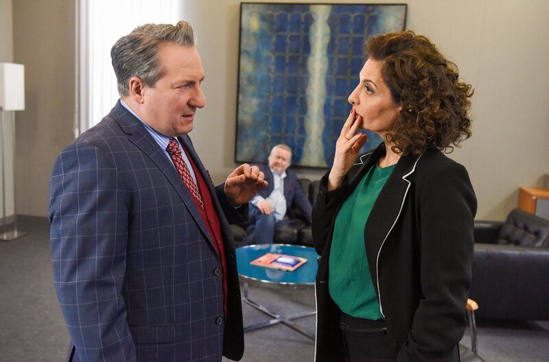 (v.l.n.r.): Otto (Robert Palfrader), Ignaz Klahr (Gregor Seberg), Tilia (Proschat Madani) – Bild: WDR/​ORF/​Hubert Mican