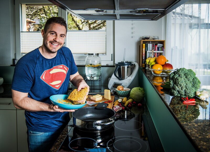 SRF bi de Lüt – Männerküche – Dominik Held aus Herrenschwanden BE – Folge 4 – Dominik Held – Bild: SRF1